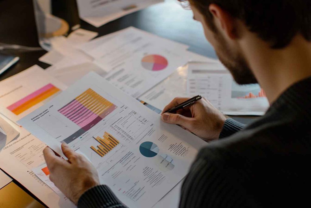 Big Three Morality Test: What It Is and Why It Matters 1 A recruiter interpreting detailed ethics profiles to support fair, informed hiring decisions.