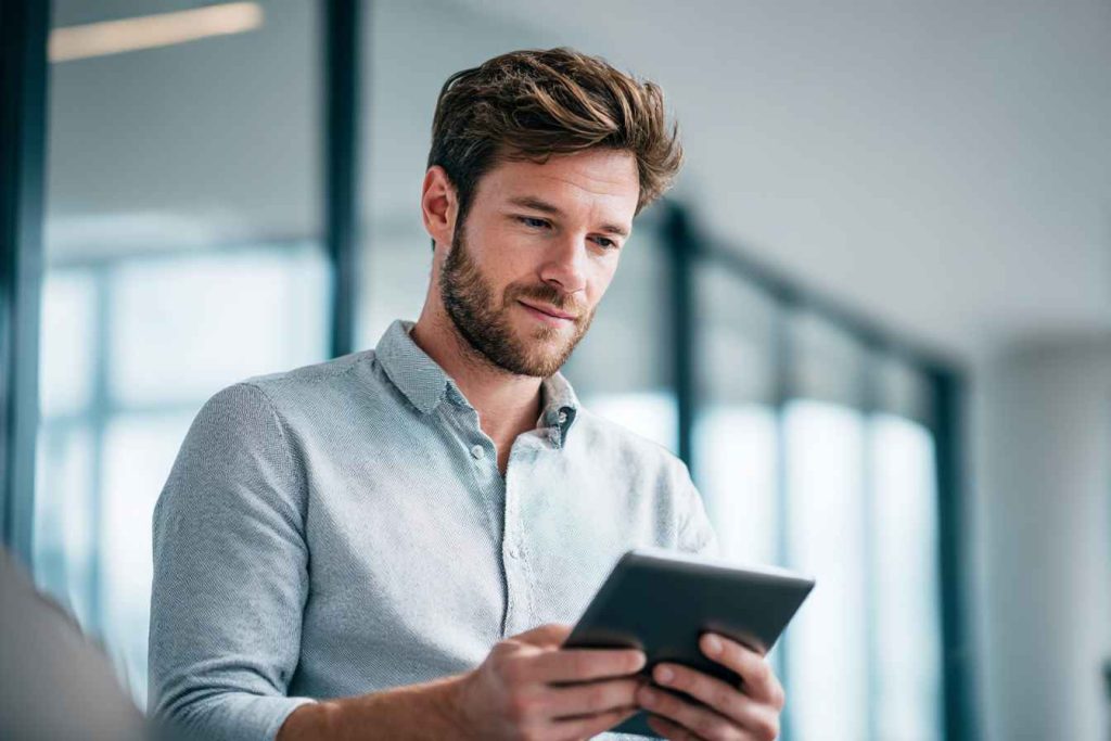 Top Big Five Personality Tests For Better Hiring 3 Candidate completing a digital Big Five personality test for hiring