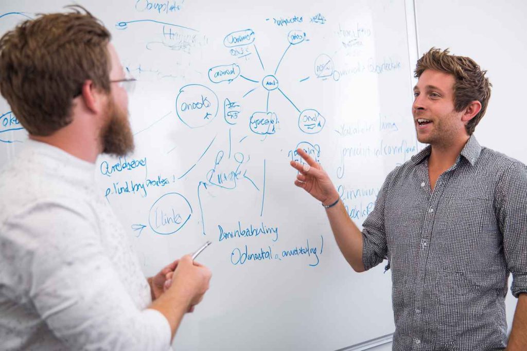 Candidate explaining off-page SEO strategy in assessment.